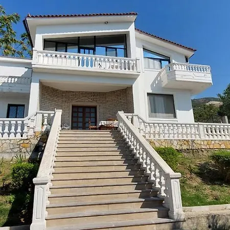 Homestay Mare - For Families & Groups