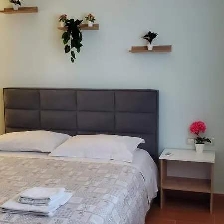 Mare - For Families & Groups Homestay